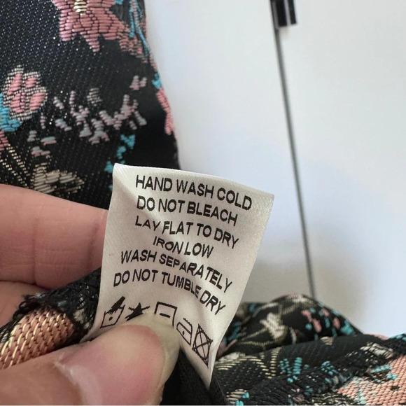 Revolve Superdown Macey Mini Dress Size Black Pink Floral Mini Dress Size M - Picture 13 of 13
